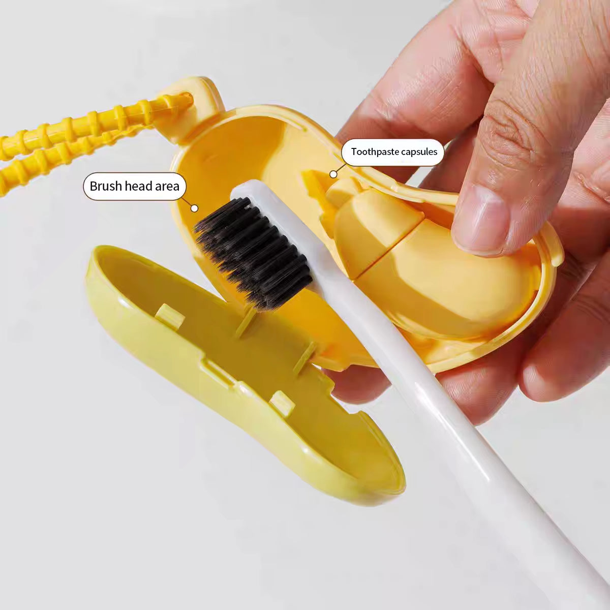 Compact Banana Toothbrush Cap with Toothpaste Storage - Perfect for Travel!
